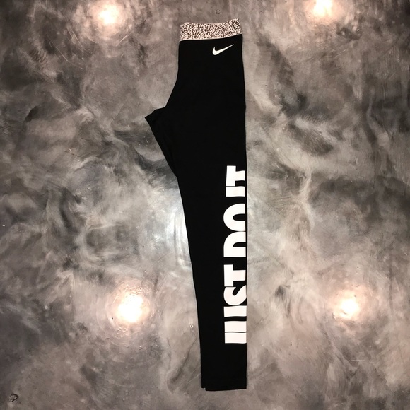 Nike Leggings - Picture 4 of 6